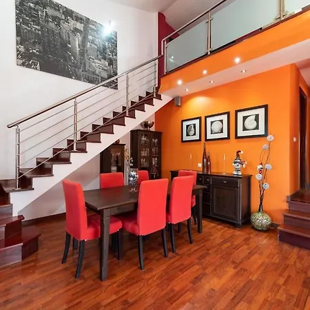 Vivelorural Alba, Private Pool Holiday home