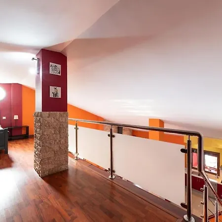 Vivelorural Alba, Private Pool Holiday home