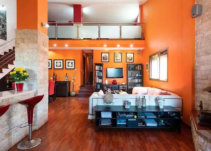 Vivelorural Alba, Private Pool 펜션 *